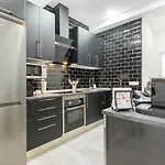 Madrid Rio Apartment